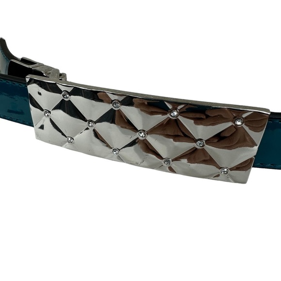 Black and Teal Blue Reversible Women's Designer Belt, Silver Buckle, M/L - Picture 4 of 14